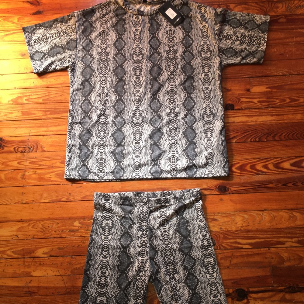 💎Snakeskin Top & Bottom